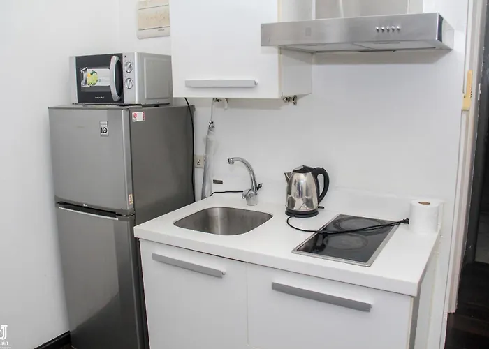 Knightsbridge Aparthotel